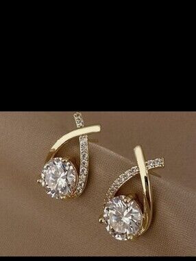 NEW 14K Gold Plated Elegant Crisscross Diamond Post Earrings Women